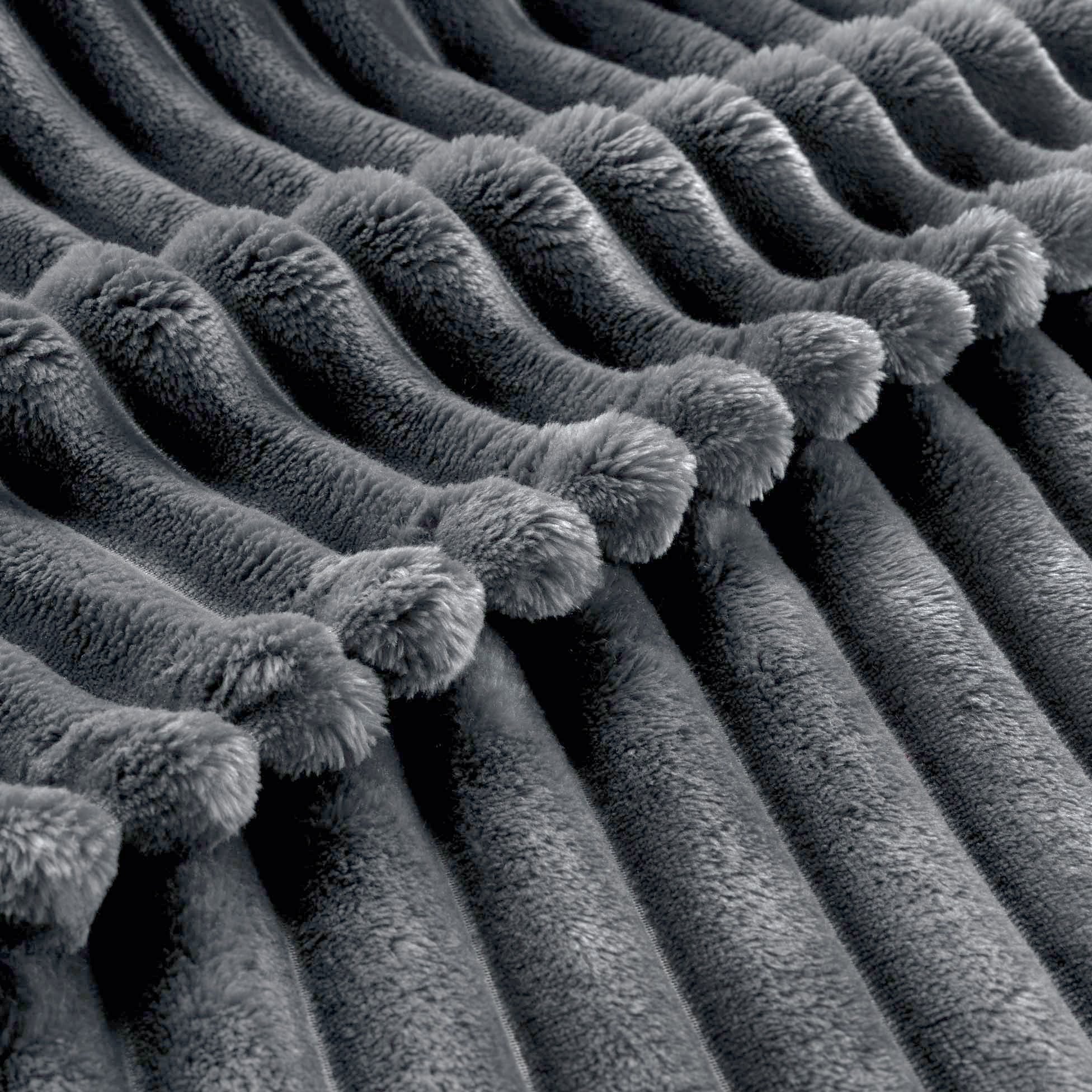 Le Méridia - Canapé d'angle en velours côtelé avec Méridienne